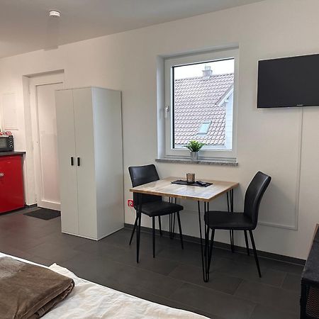 Ferienzimmer Frank, Self-Check-In Nach 21Uhr Niederalteich Exterior foto