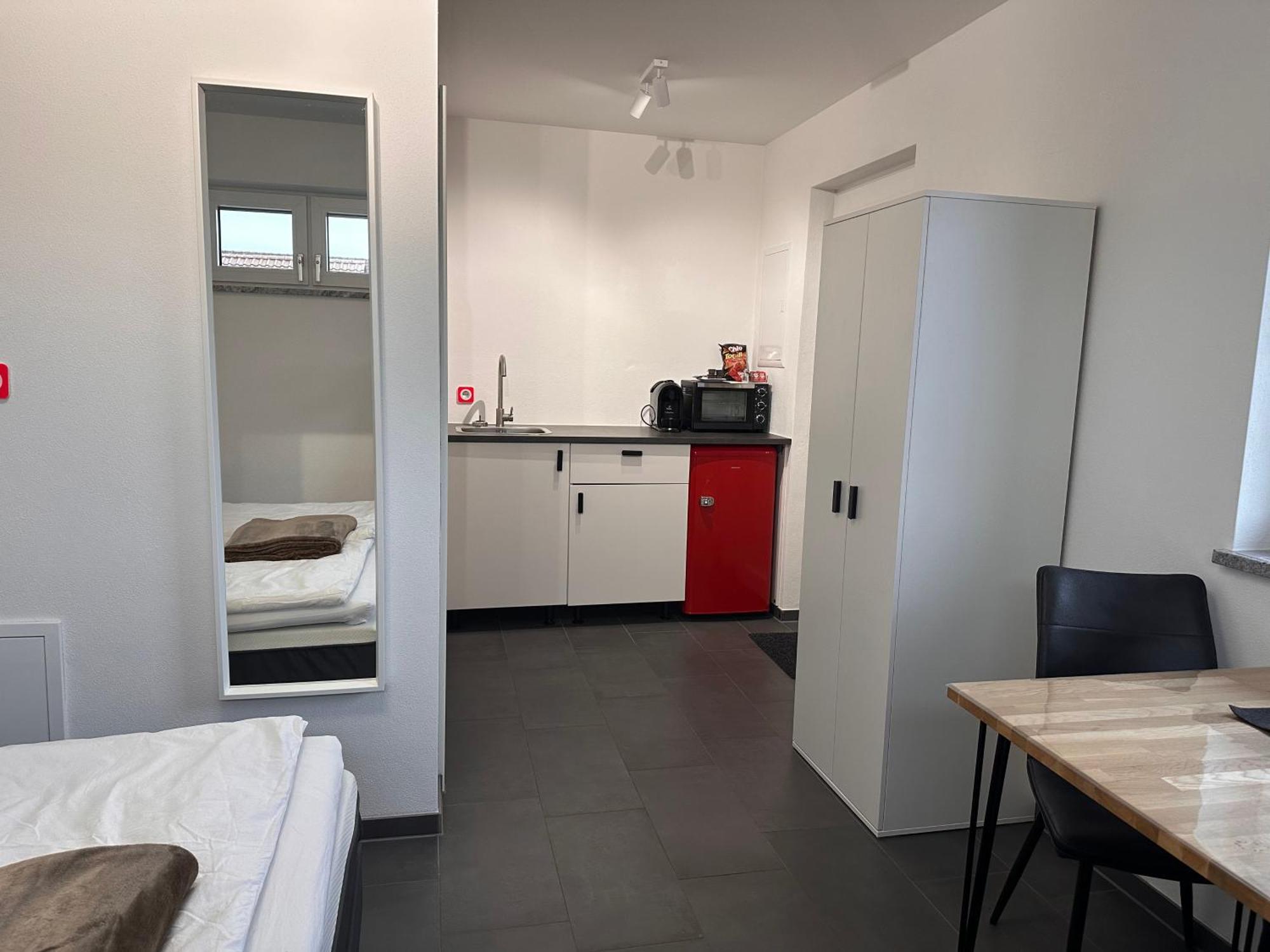 Ferienzimmer Frank, Self-Check-In Nach 21Uhr Niederalteich Exterior foto